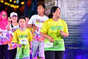 BIB: 50241, 0165
                            <button type="button" onclick="openModal(21804410)" class="btn btn-primary btn-sm float-right btn-popup" data-toggle="modal" data-target=".modal-high-quality">
                        <i class="fas fa-shopping-cart"></i> Add to Cart
                    </button>
                                            <button type="button" onclick="isThisMe(21804410, true)" class="btn btn-success btn-sm float-right btn-popup btn-isme hidden" data-toggle="tooltip" data-placement="bottom" title="นี่คือรูปของคุณใช่ไหม คลิกที่นี่เพื่อเอาเข้าอัลบั้ม">
                        <i class="fas fa-plus"></i> Add to album
                    </button>
                    <button type="button" onclick="isThisMe(21804410, false)" class="btn btn-warning btn-sm float-right btn-popup btn-isnotme hidden">
                        <i class="fas fa-ban"></i> Remove from album
                    </button>